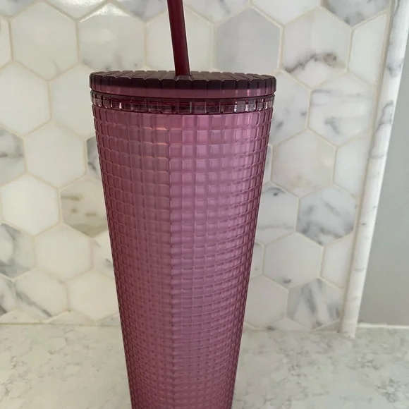 Starbucks Fall 2023 Maroon Wine Soft Touch Grid 24oz Tumbler - Picture 3 of 7